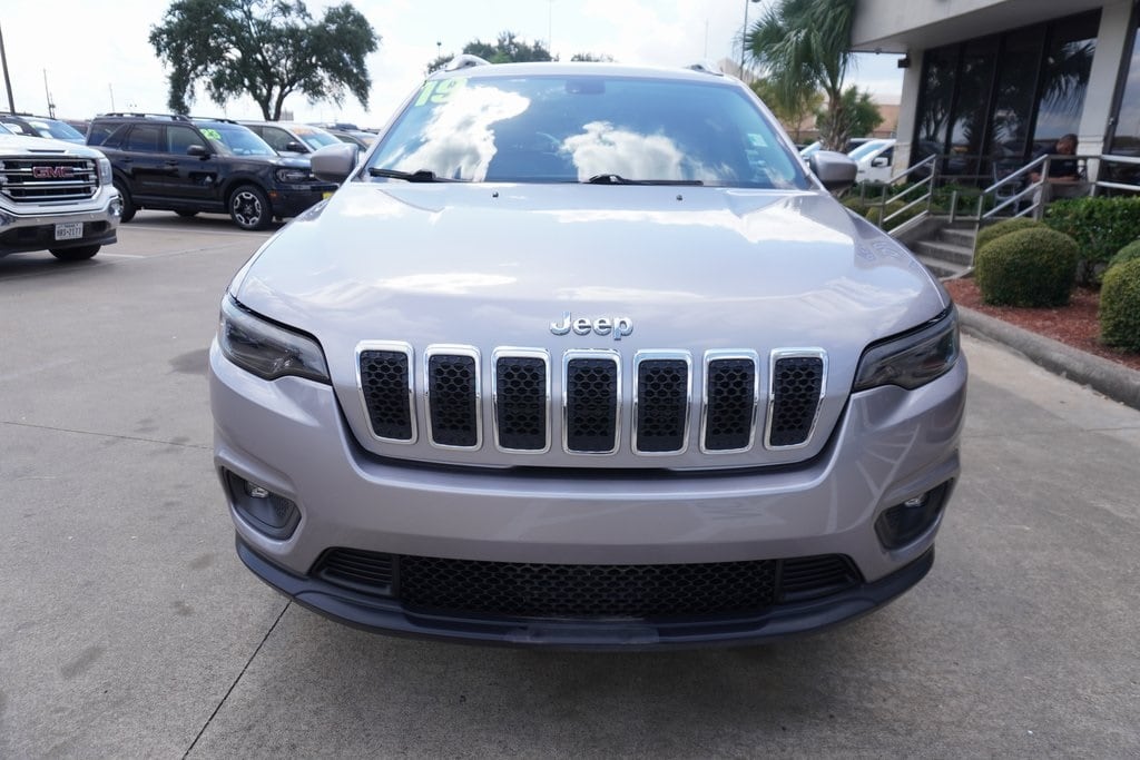Used 2019 Jeep Cherokee Latitude Plus with VIN 1C4PJMLNXKD150462 for sale in Pasadena, TX