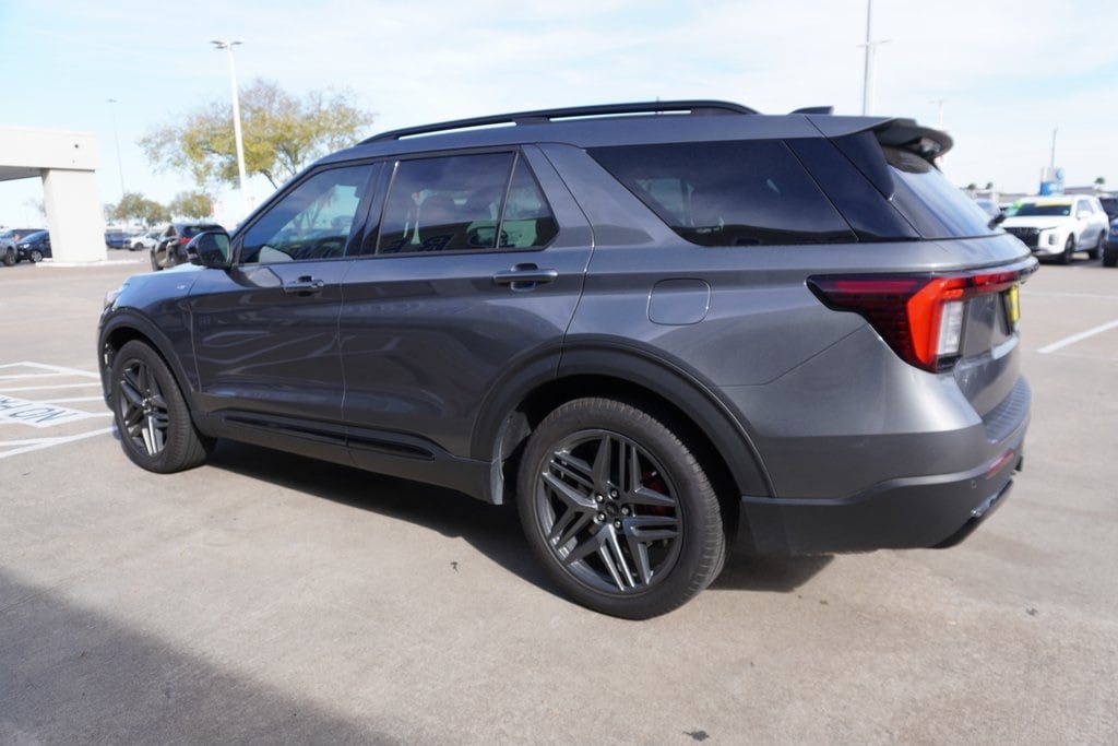 Used 2025 Ford Explorer ST-Line SUV