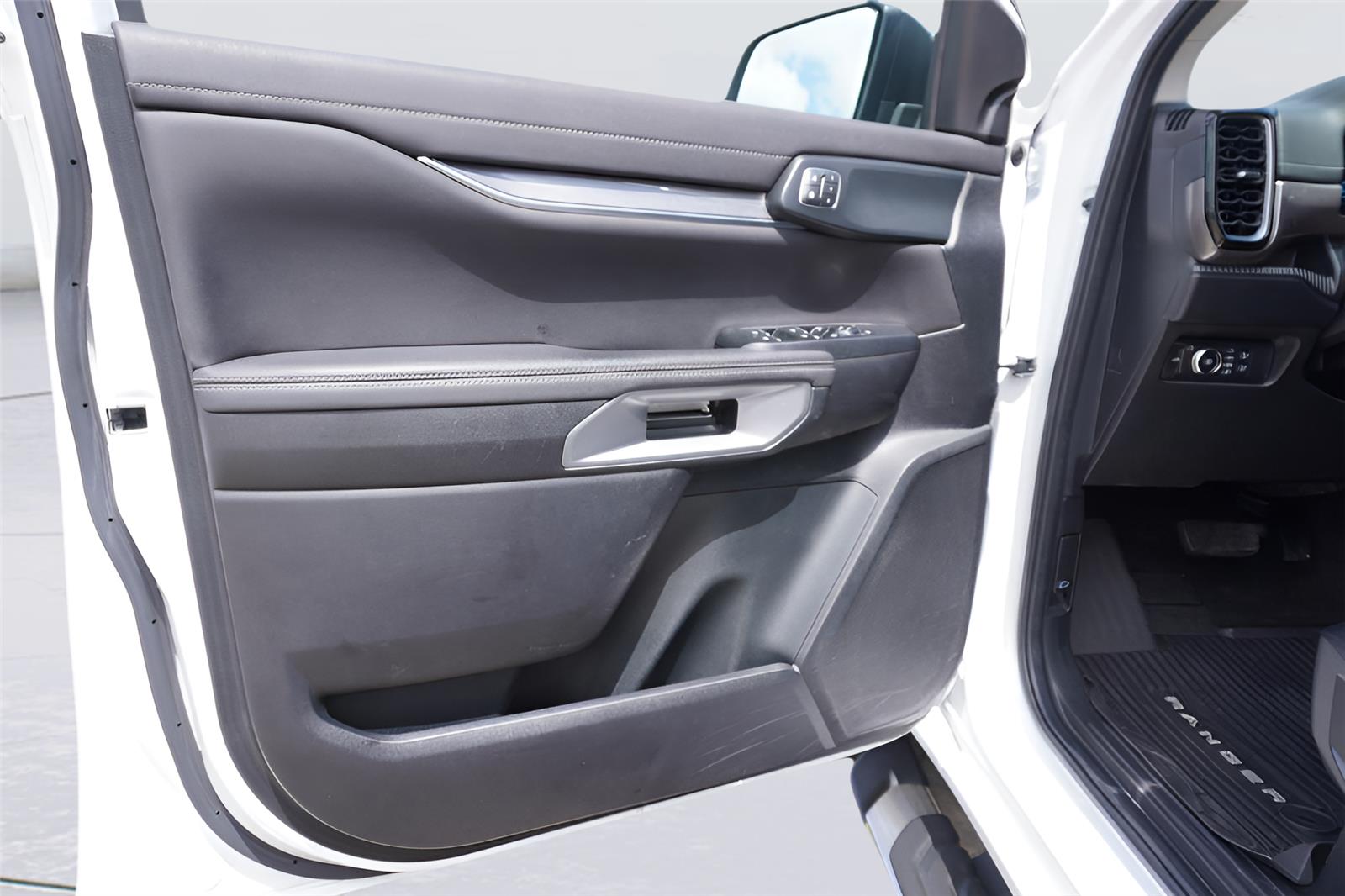 2024 Ford Ranger Lariat - Photo 8
