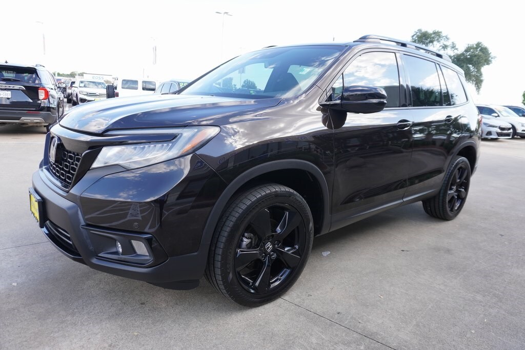 2021 Honda Passport Elite photo 2