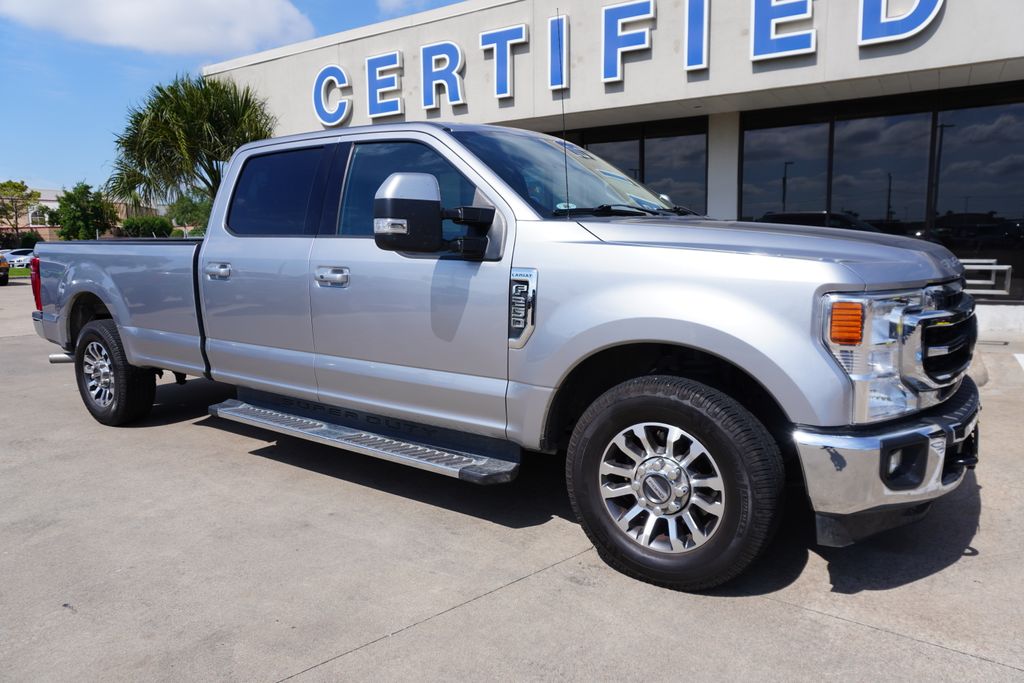 2020 Ford F-250SD Lariat Truck