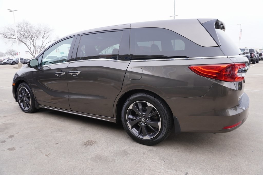 Used 2021 Honda Odyssey Elite Minivan/Van