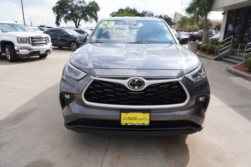 Used 2023 Toyota Highlander LE SUV