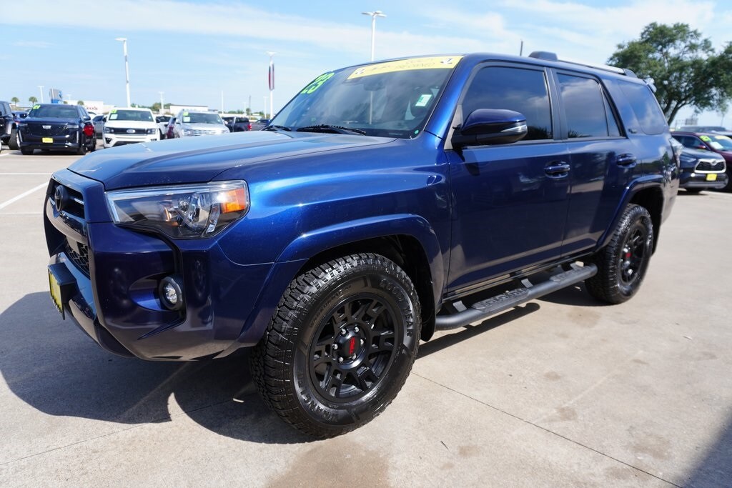 2023 Toyota 4Runner SR5 Premium photo 3