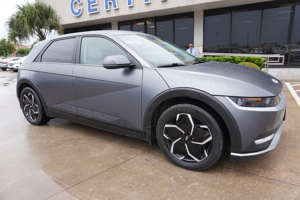 2023 Hyundai Ioniq 5 SEL AWD's photo