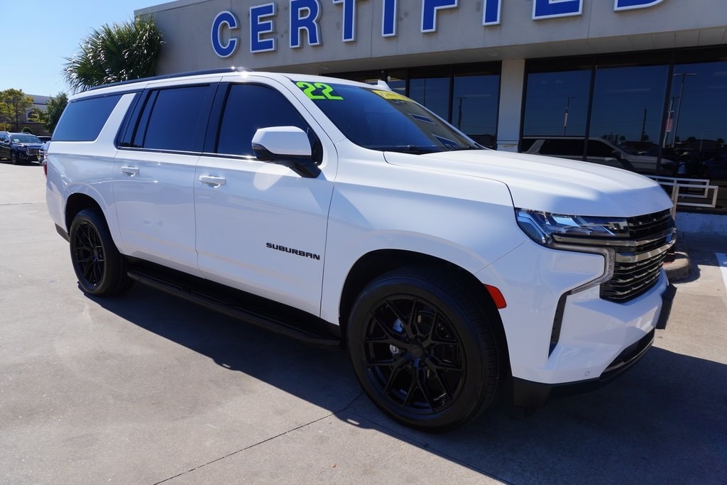 2022 Chevrolet Suburban RST