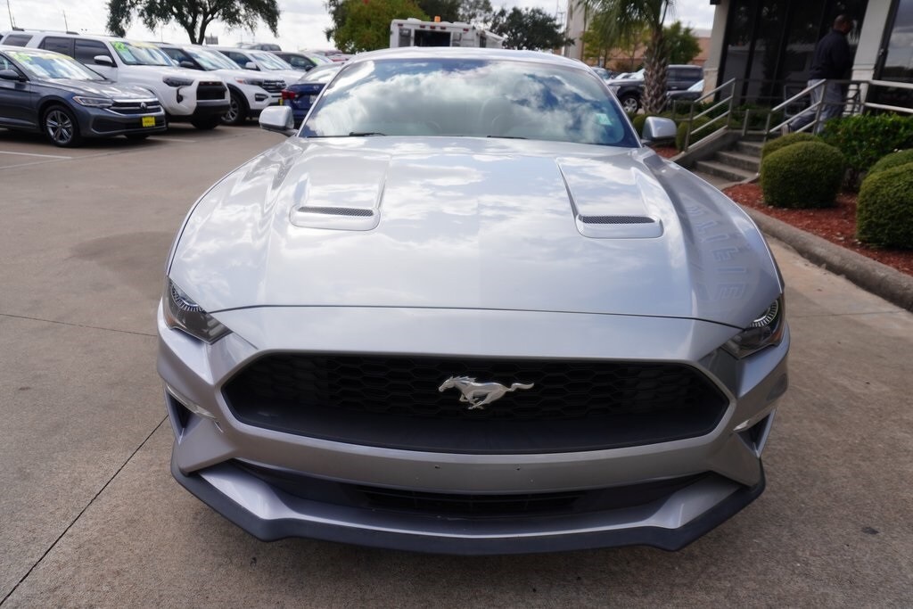 2021 Ford Mustang EcoBoost Premium photo 2