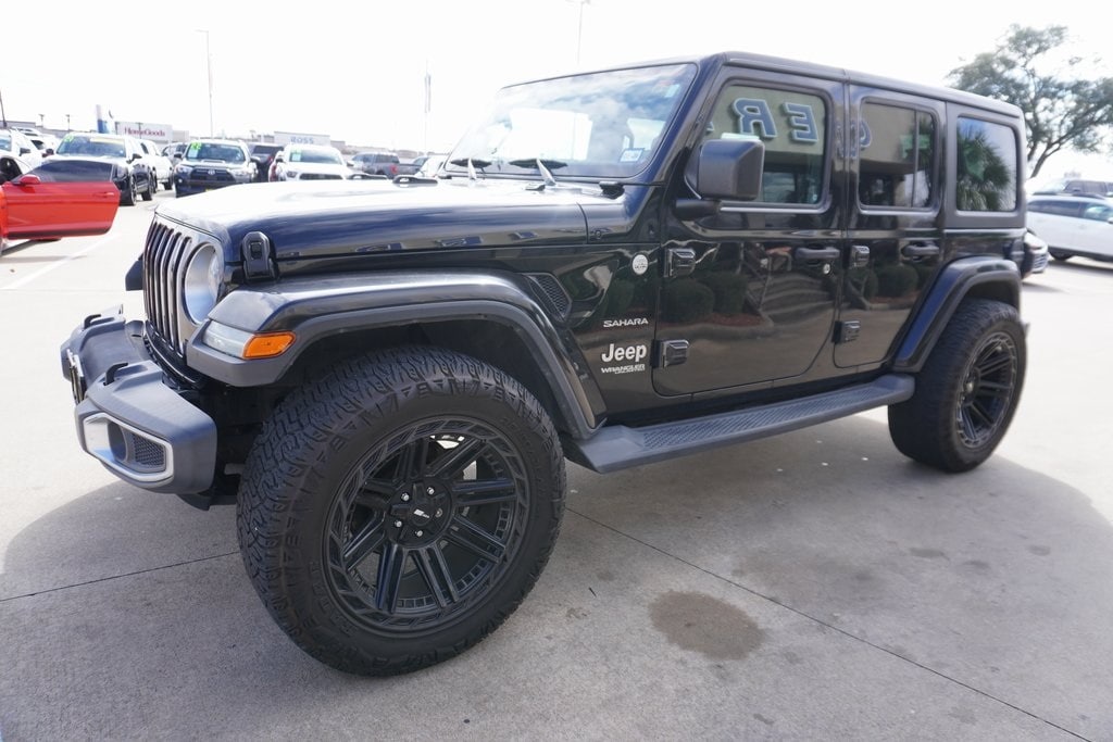 Used 2018 Jeep Wrangler Unlimited Sahara SUV