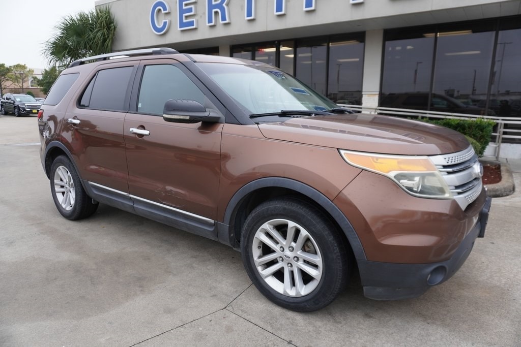 2012 Ford Explorer XLT's photo
