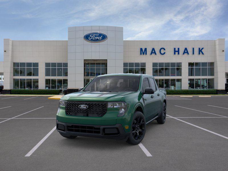 2025 Ford Maverick XLT - Photo 2