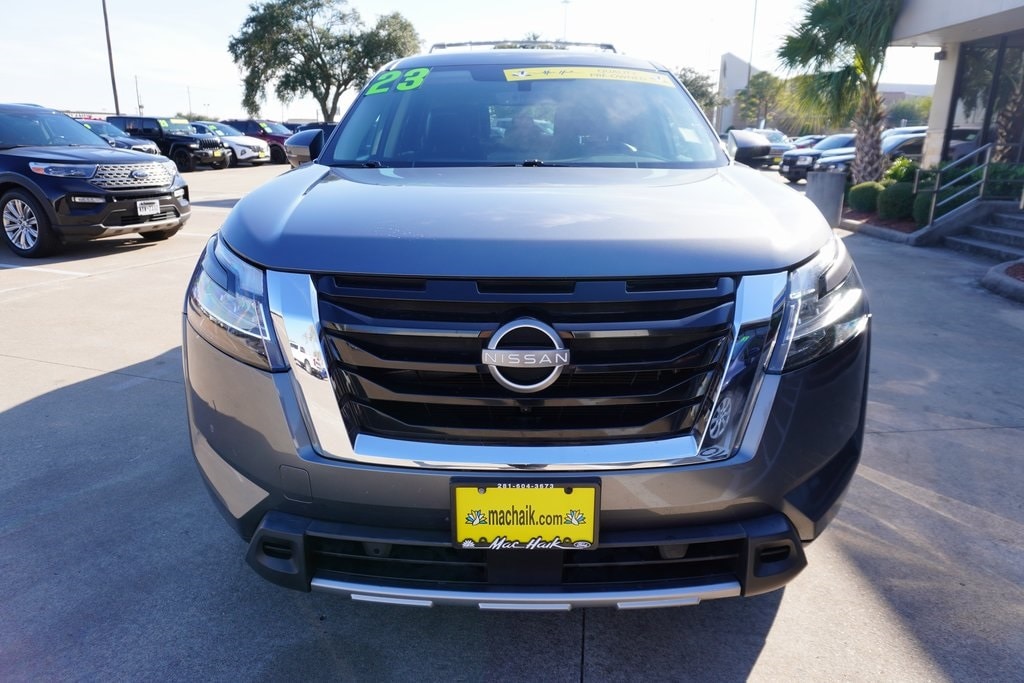 Used 2023 Nissan Pathfinder SL SUV