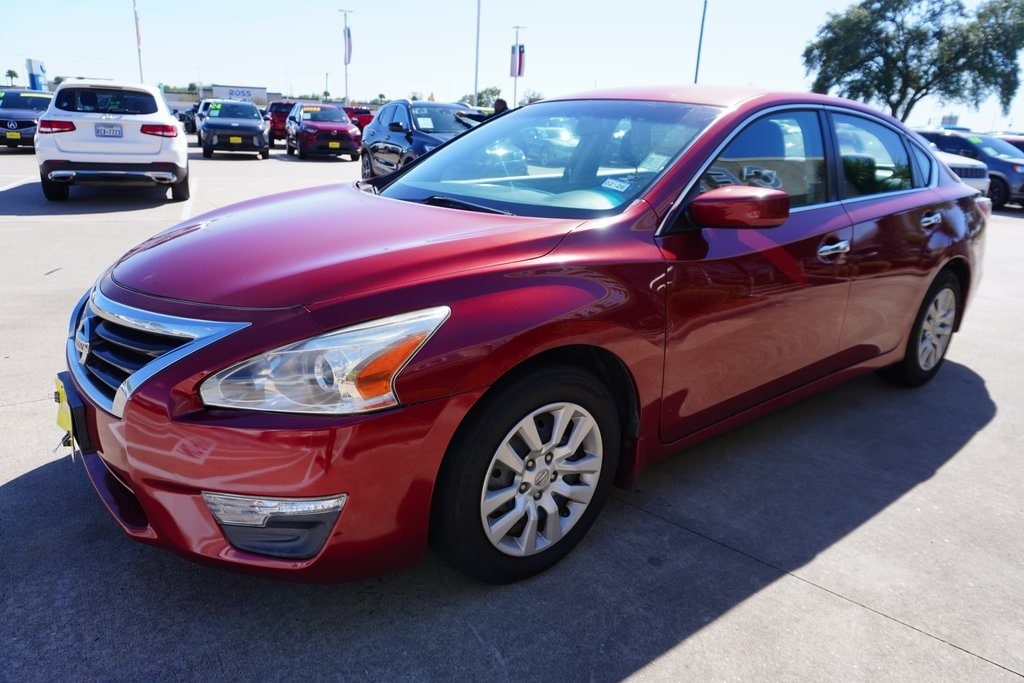 Used 2015 Nissan Altima 2.5 S Sedan