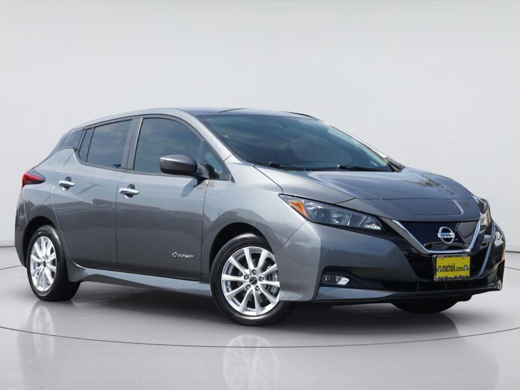 Used 2018 Nissan Leaf SV Hatchback