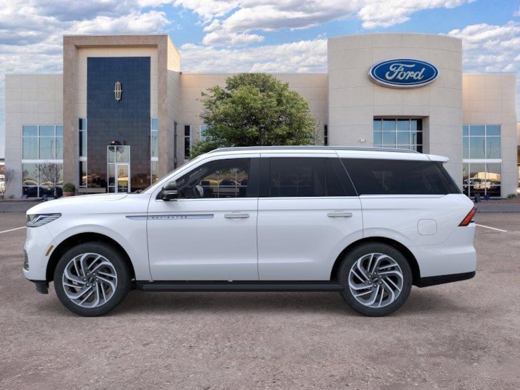 New 2026 Lincoln Navigator Premiere SUV