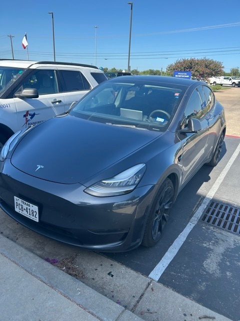 Used 2021 Tesla Model Y Long Range with VIN 5YJYGDEE4MF067279 for sale in Georgetown, TX