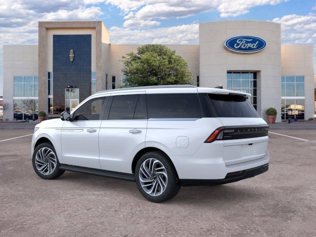 New 2026 Lincoln Navigator Premiere SUV