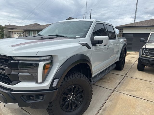 2024 Ford F-150 Raptor 4x4 SuperCrew 5-1/2 Box's photo