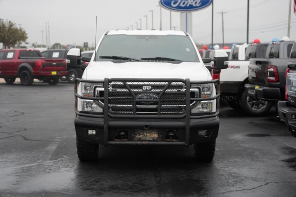 Used 2022 Ford F-350SD Lariat Truck