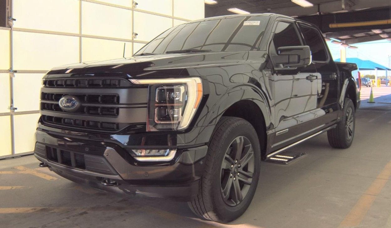 2023 Ford F-150 Lariat 4x4 SuperCrew 5-1/2 Box's photo
