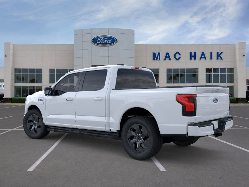 2025 Ford F-150 Lightning photo 4