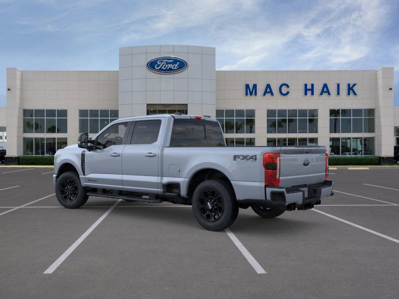 2025 Ford F-350 Lariat photo 2