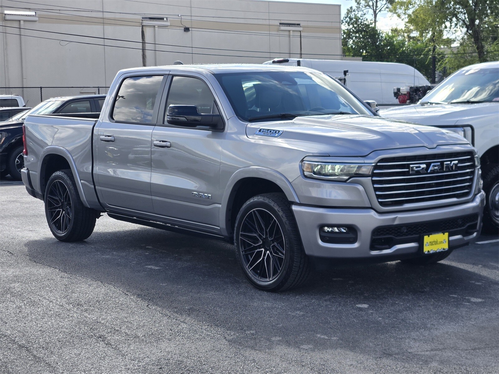 2025 Ram 1500 Laramie photo 2