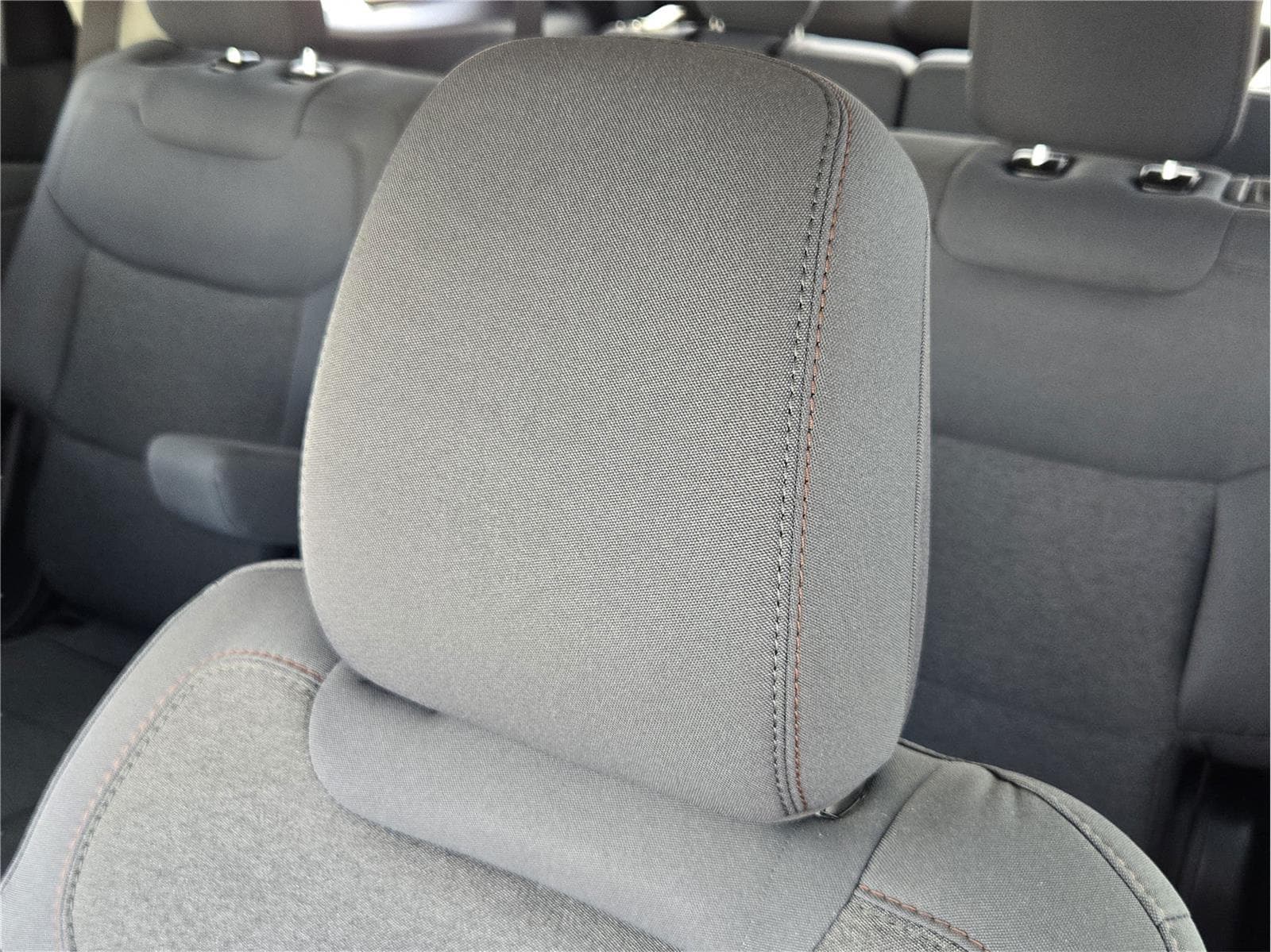 2026 Ford Explorer - Photo 24