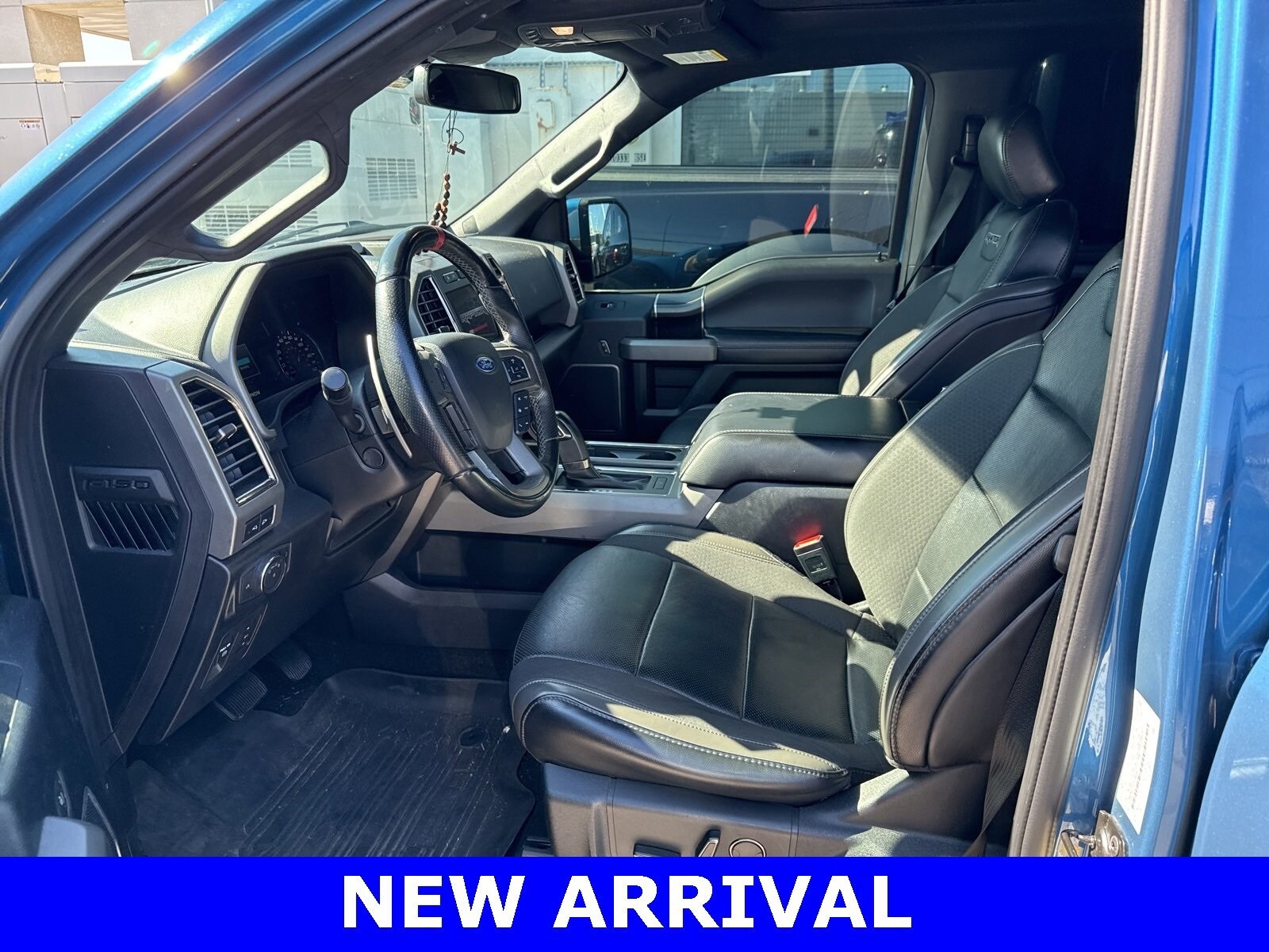 2019 Ford F-150 Raptor photo 3