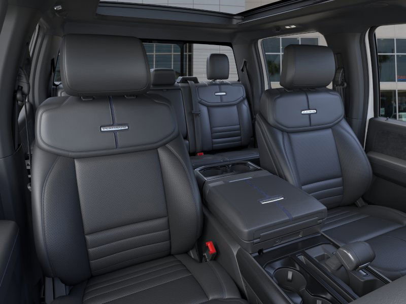 2025 Ford F-150 Platinum - Photo 10