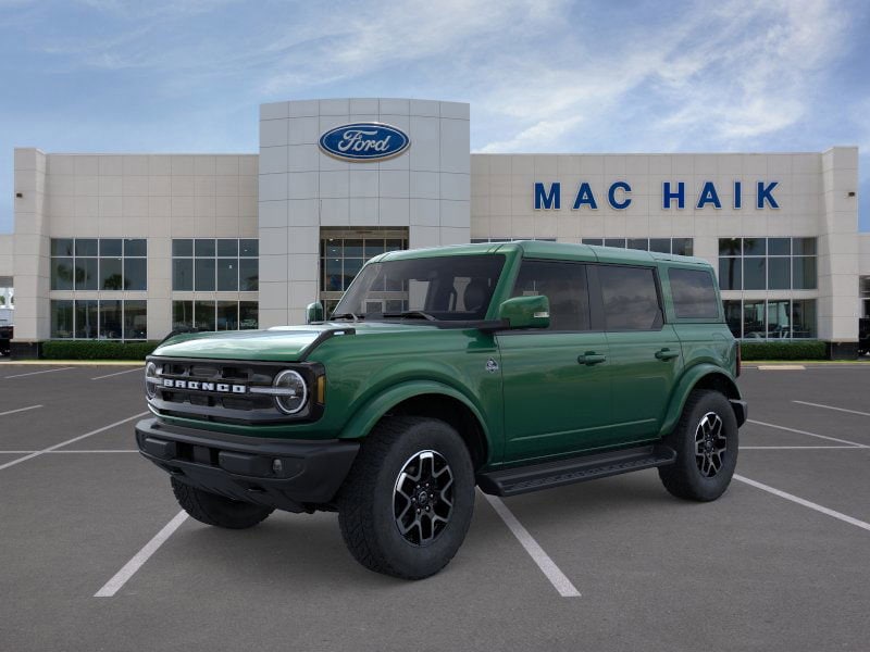2025 Ford Bronco 4-Door Outer Banks's photo