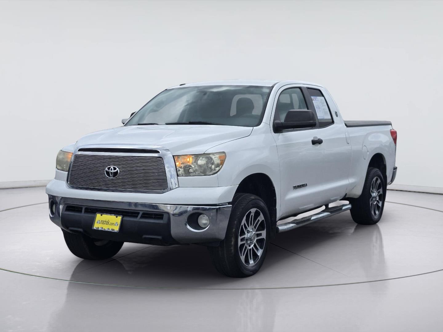 Super White 2013 Toyota Tundra Pickup Truck 4X2 Automatic