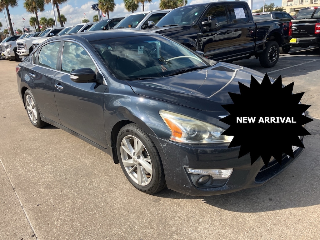 Used 2014 Nissan Altima 2.5 SL Sedan