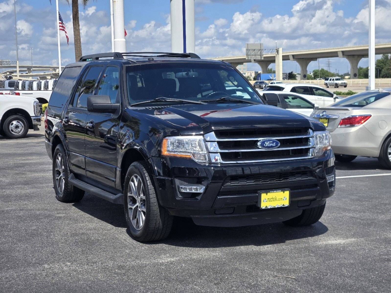 Used 2017 Ford Expedition XLT with VIN 1FMJU1HT6HEA20745 for sale in Houston, TX