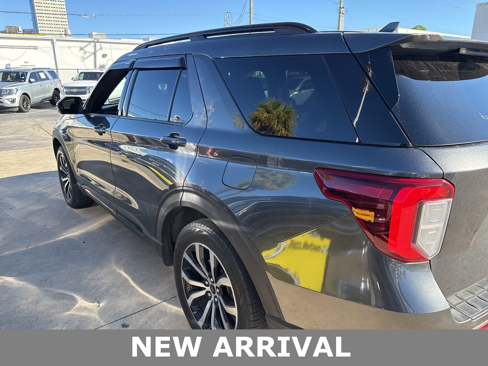 2020 Ford Explorer ST photo 4