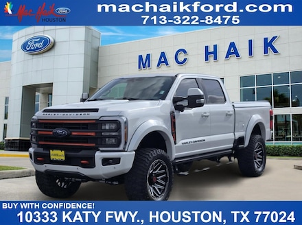 2023 Ford F-250SD Lariat Truck