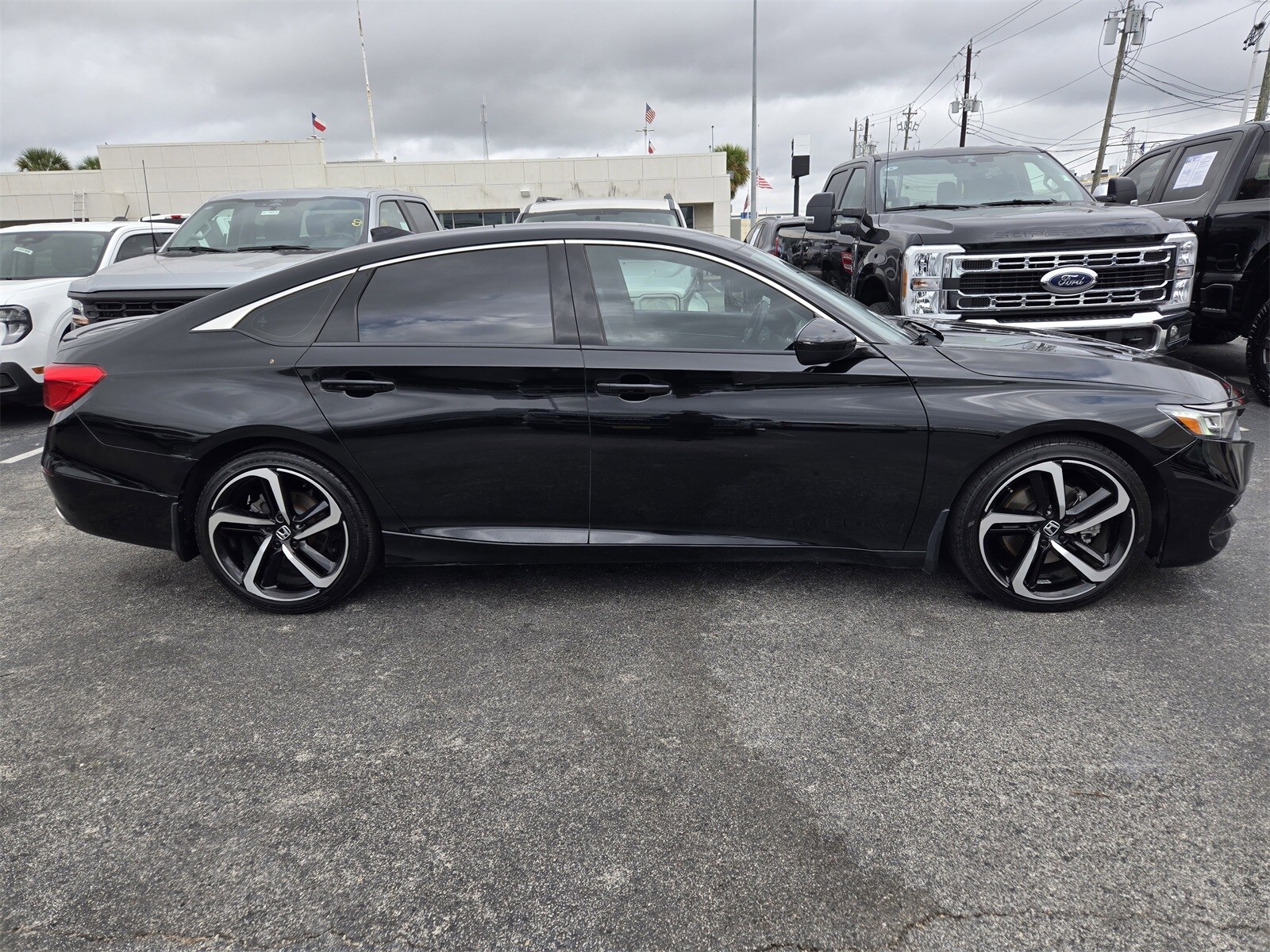 2018 Honda Accord Sport photo 4