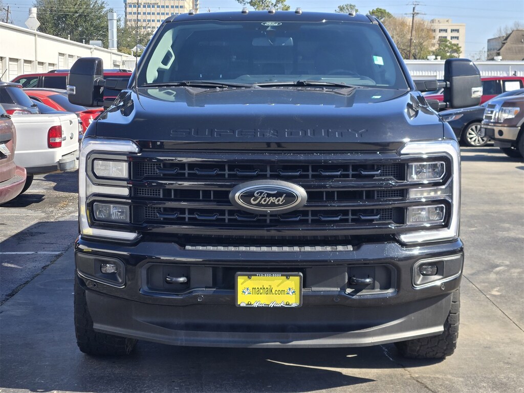 Used 2024 Ford F-250SD Lariat Truck