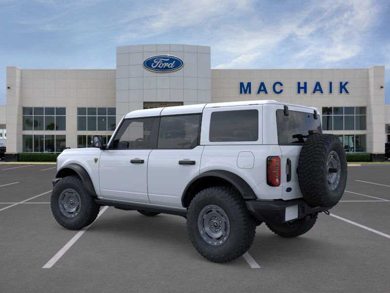 2025 Ford Bronco Badlands photo 2