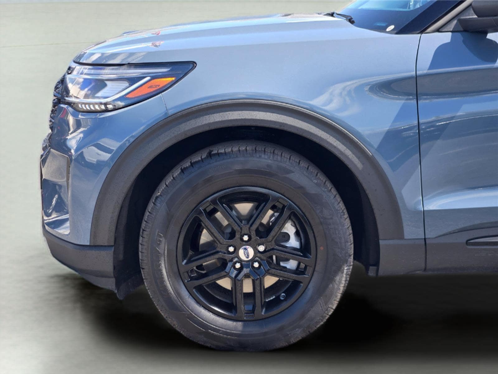2026 Ford Explorer - Photo 9