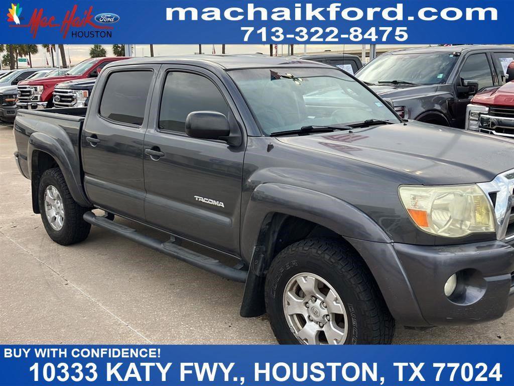 2010 Toyota Tacoma PreRunner Double Cab V6 5AT's photo