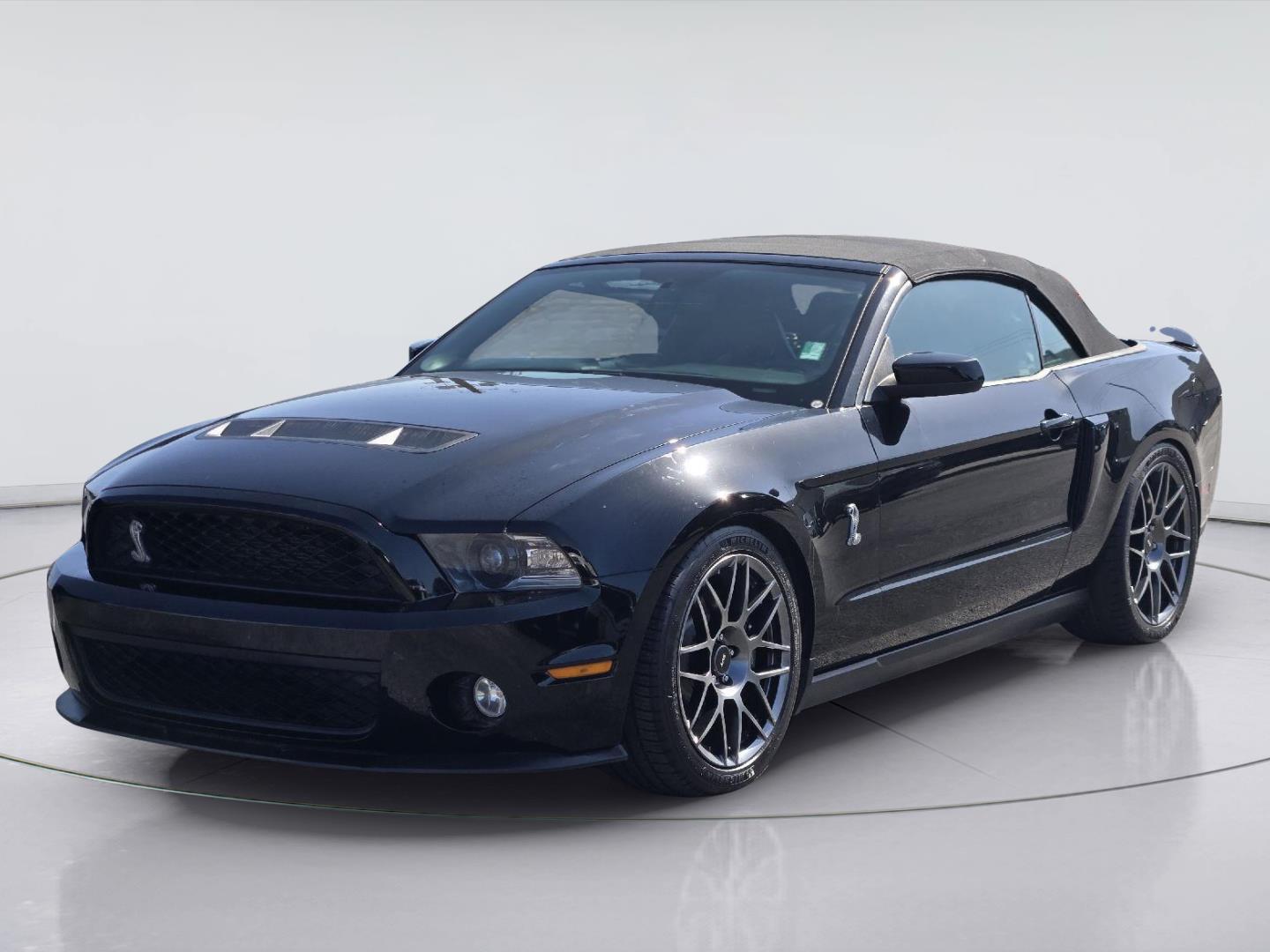 2012 Ford Mustang Shelby GT500 Convertible RWD