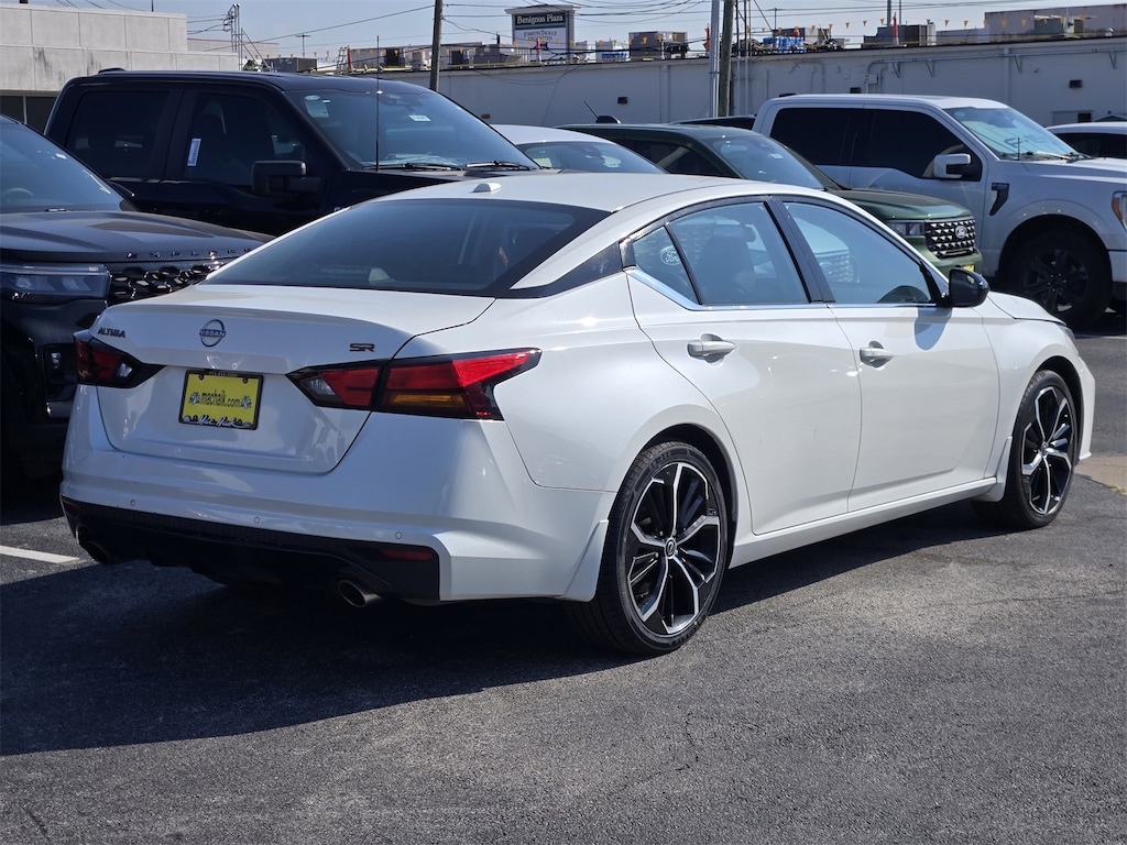 Used 2024 Nissan Altima 2.5 SR Sedan
