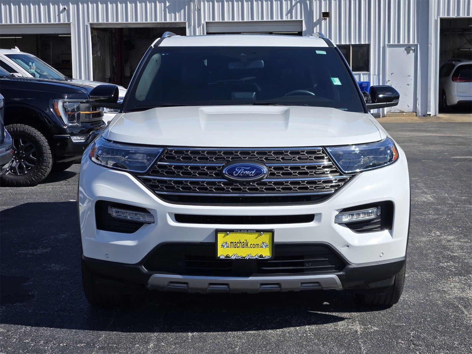 2024 Ford Explorer King Ranch photo 2