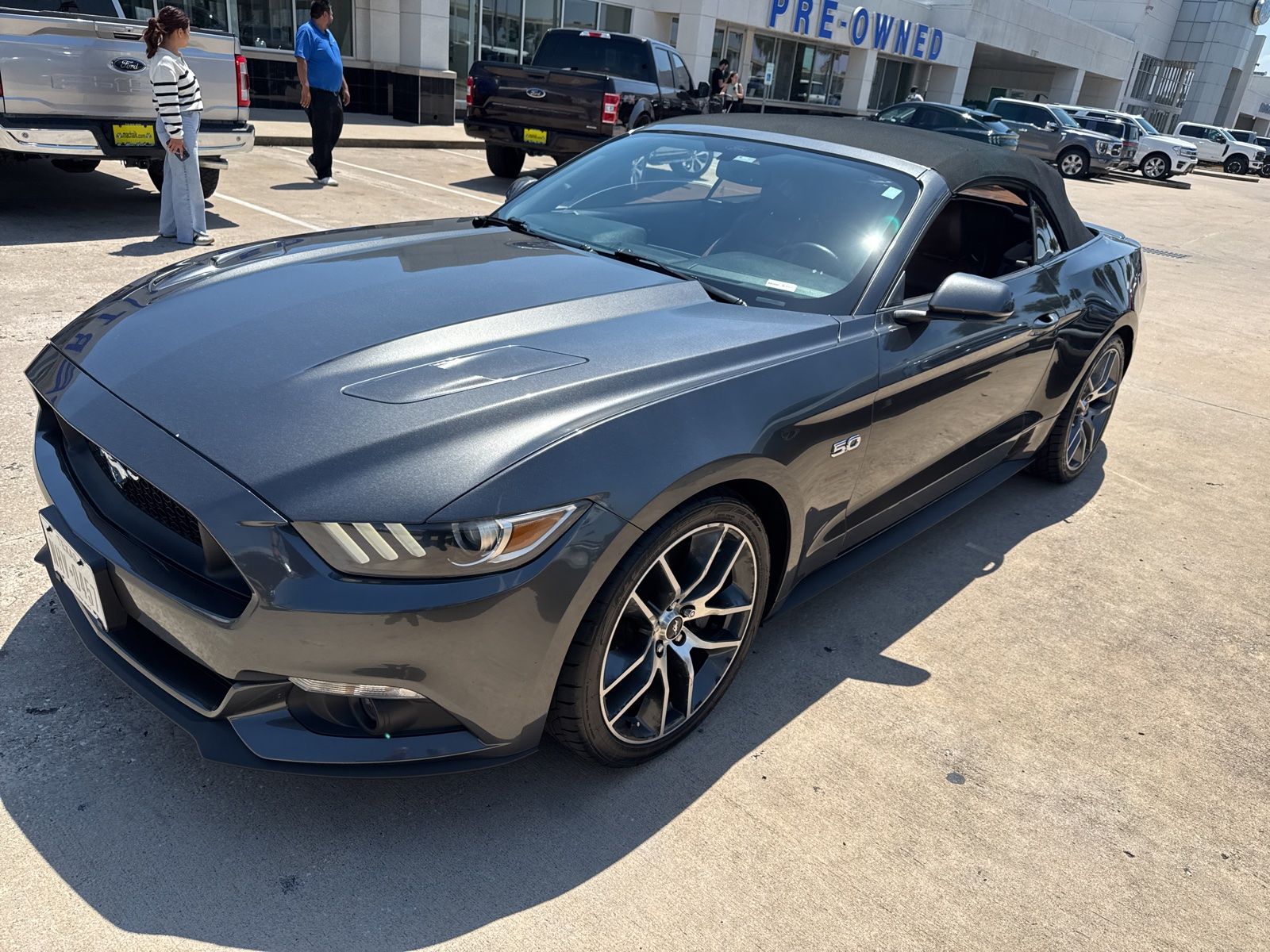2016 Ford Mustang GT Convertible Premium's photo