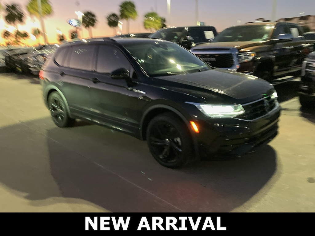 Used 2024 Volkswagen Tiguan 2.0T SE R-Line Black SUV