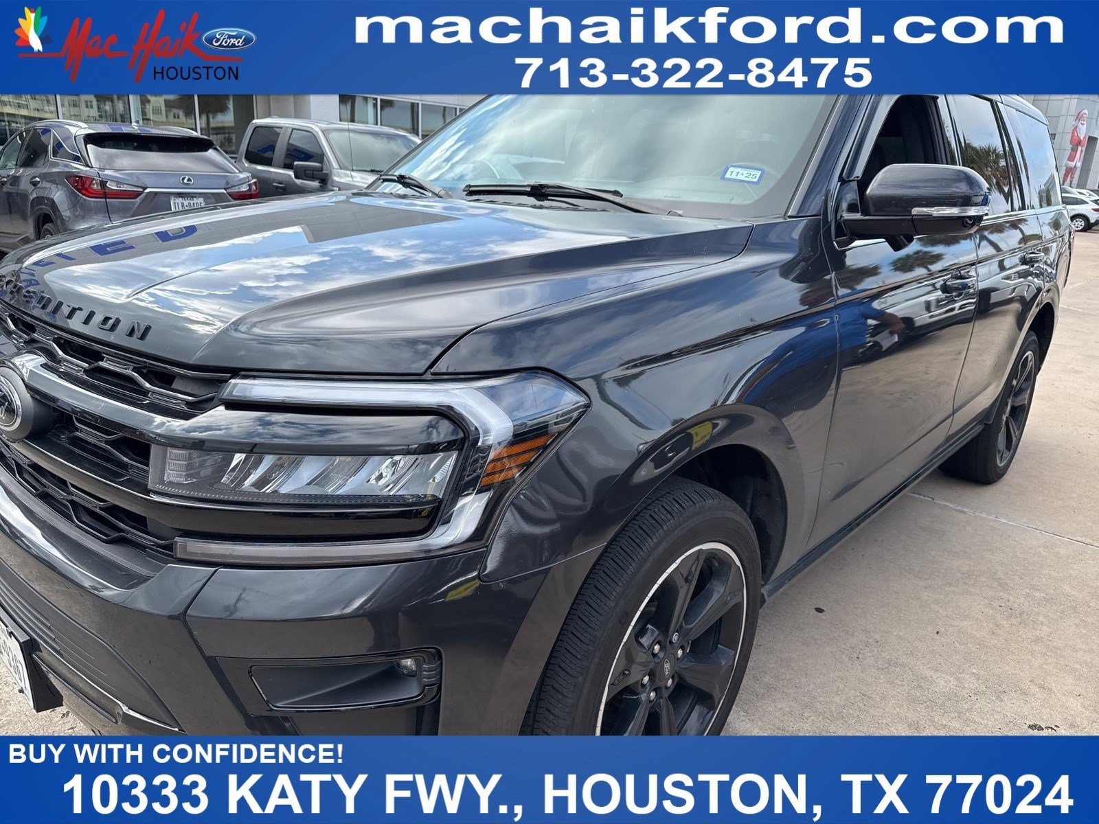 2023 Ford Expedition Limited's photo