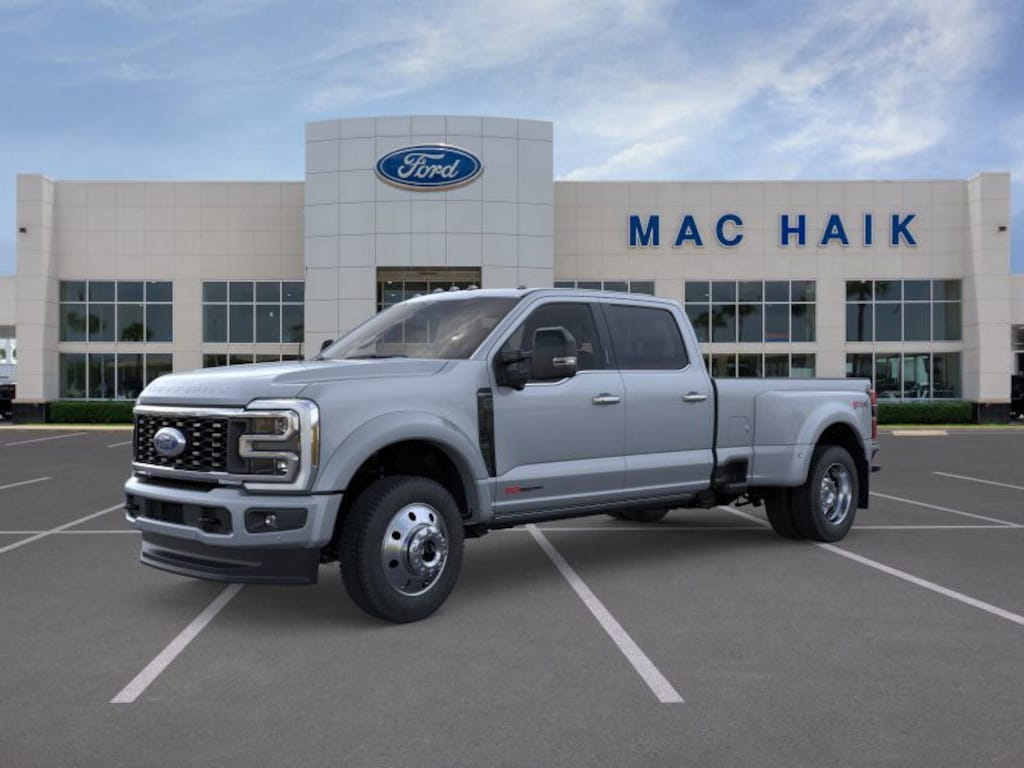 New 2026 Ford F-450 Platinum Truck Crew Cab