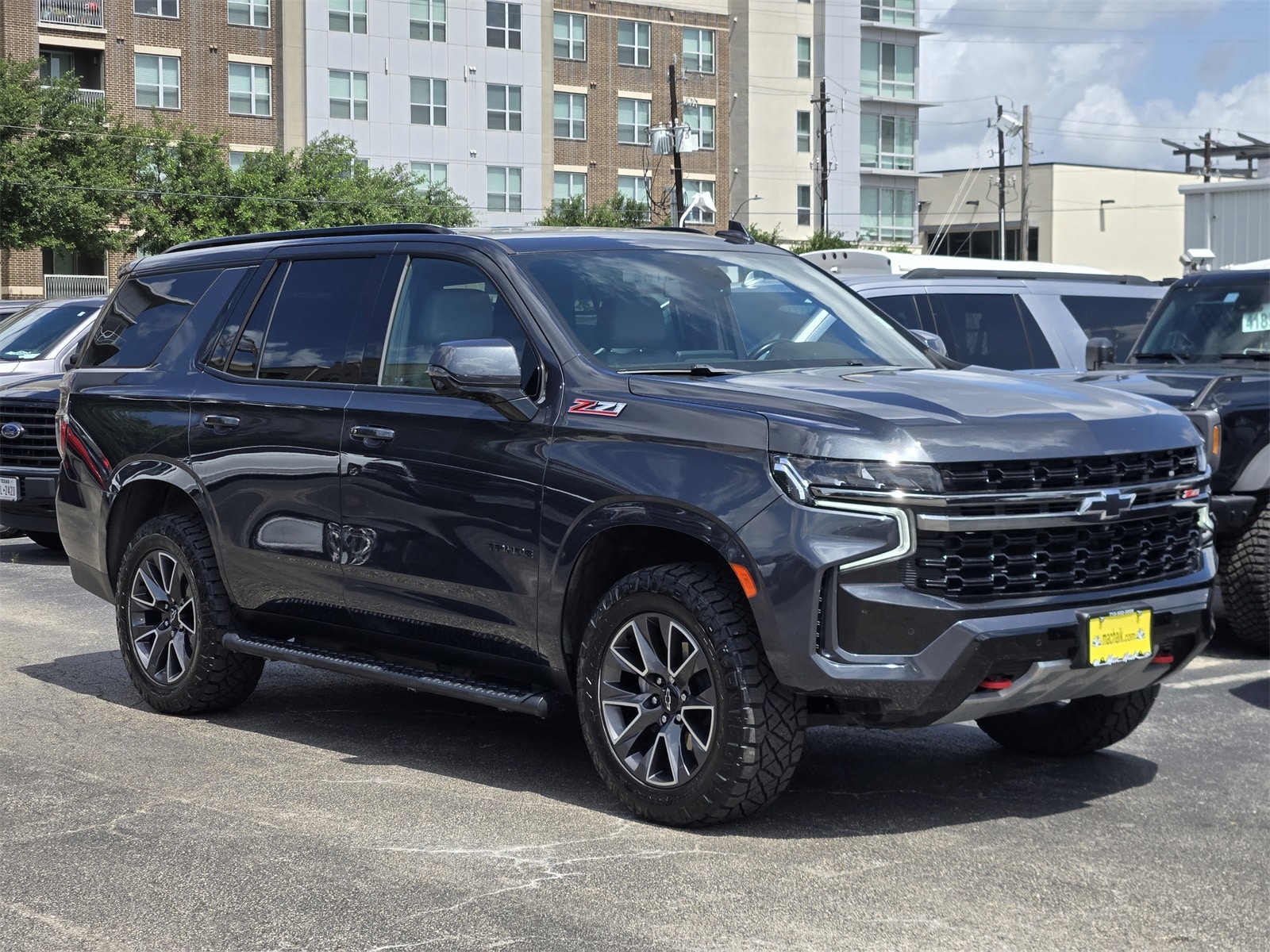 Used 2022 Chevrolet Tahoe Z71 with VIN 1GNSKPKD4NR212115 for sale in Houston, TX