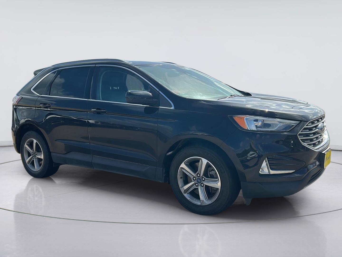 2021 Ford Edge SEL FWD photo