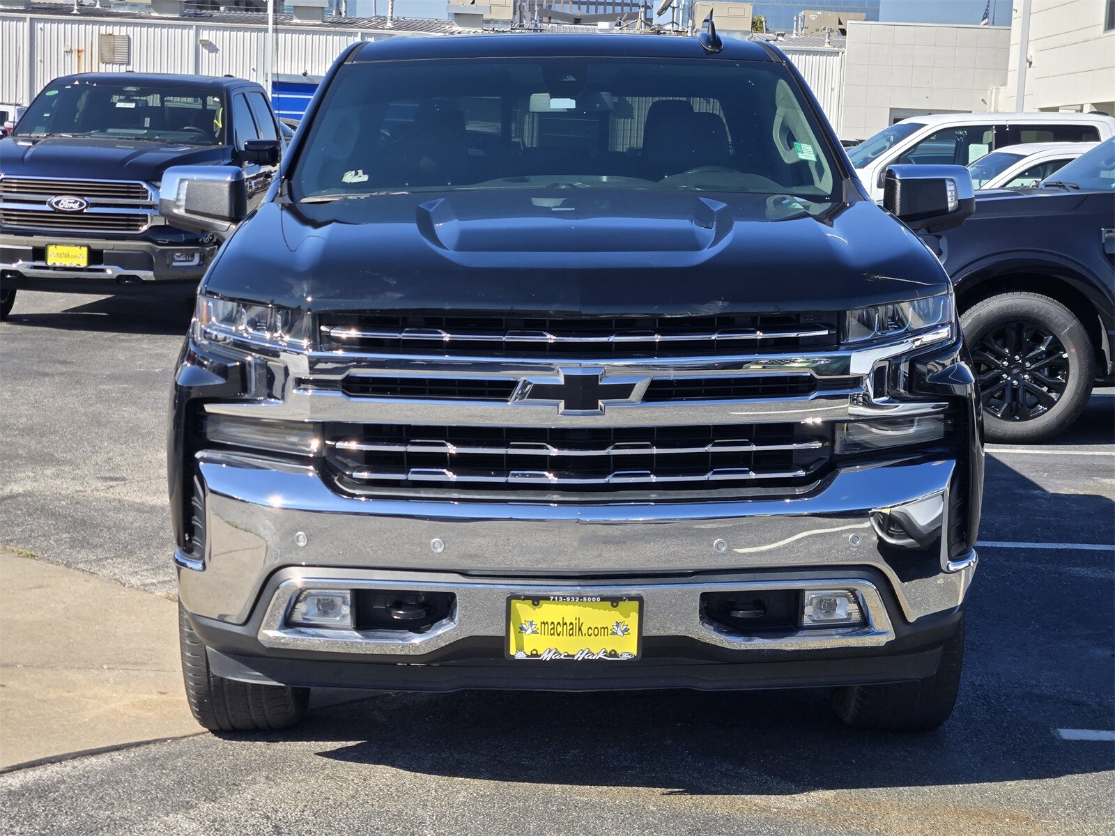 2019 Chevrolet Silverado 1500 LTZ photo 2